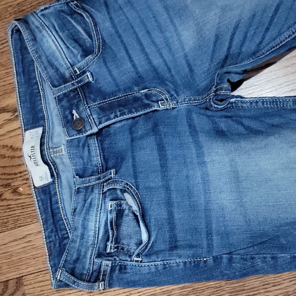 Hollister size 5R faded skinny jeans